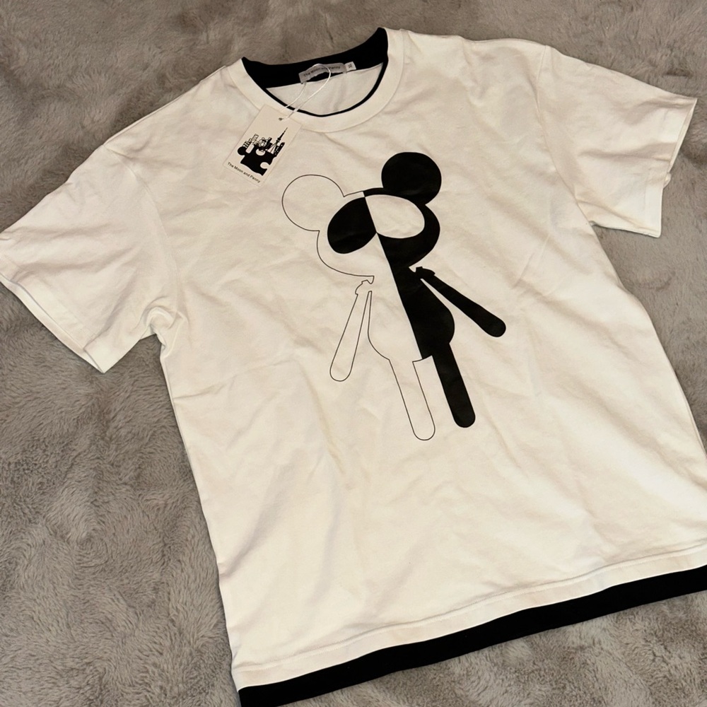 Graphic Black and White Men’s T-Shirt